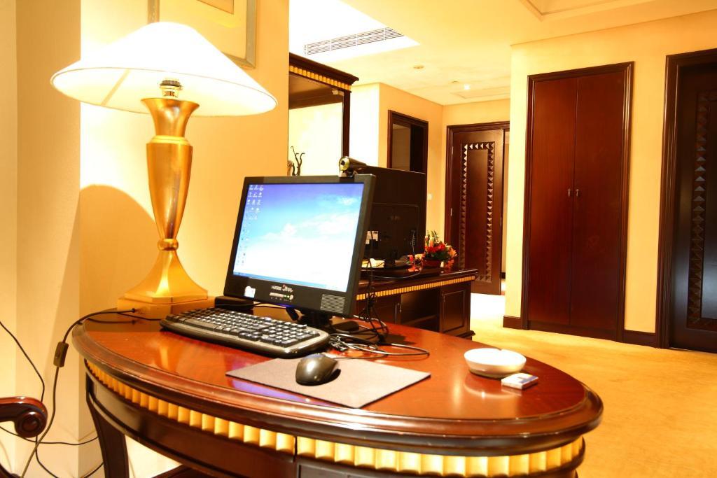 Forla Hotel Dongguan  Exterior photo